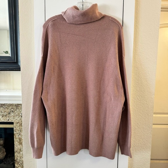 Free People Softly Structured Tunic Mauve Pink Turtleneck Sweater Size Medium - Picture 6 of 8